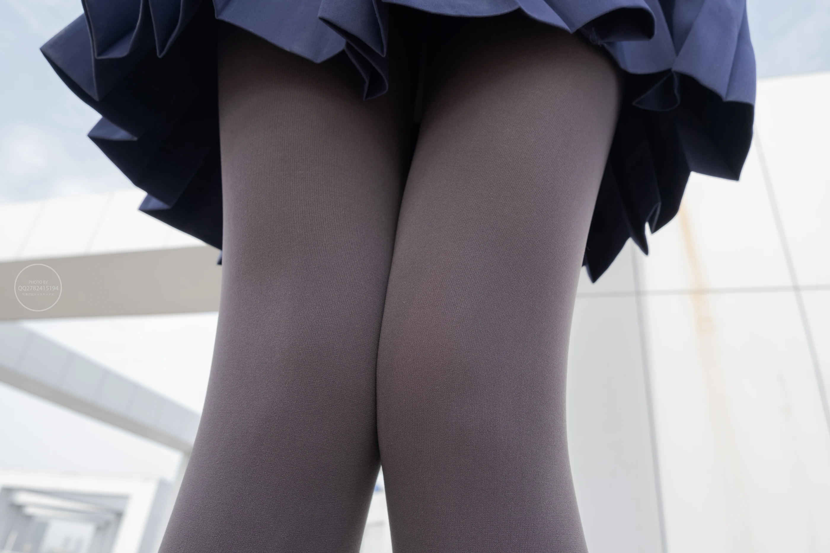 森萝财团 有料 NO.039 小香 天台上的JK灰丝美少女 [90P]插图9